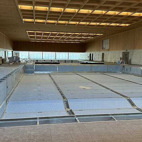 Schwimmbecken Hallenbad Bregenz