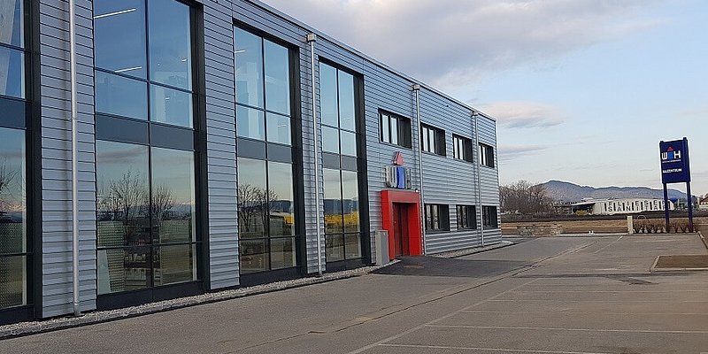Außenaufnahme von der Würth Hochenburger Filiale in Klagenfurt