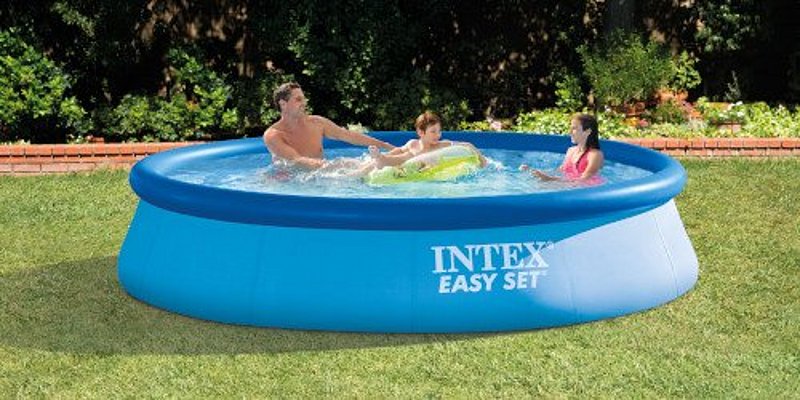 Produktbild vom Steinbach Pool mit plantschenden Personen
