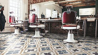 Del Conca London Fliesen verlegt in Friseursalon