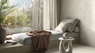 Del Conca Nesting Wand und Bodenfliesen verlegt in modernem Wohnbereich