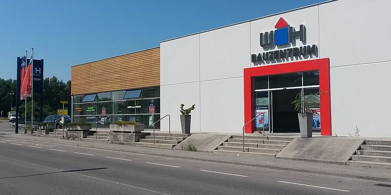 Außenaufnahme der Würth Hochenburger Filiale in Amstetten