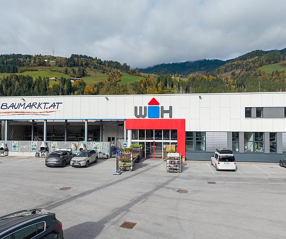 Haupteingang der Würth Hochenburger Filiale St. Johann im Pongau