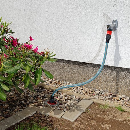 Ein Hauswasseranschluss als Quelle für die Gartenbewässerung