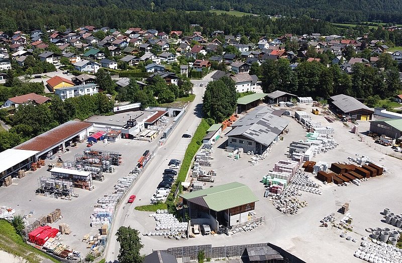 Würth Hochenburger Standort in Bad Ischl in der Vogelperspektive