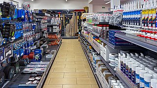 Innenansicht der Produktauswahl in der Filiale Villach