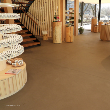 Lehmverputz am Boden