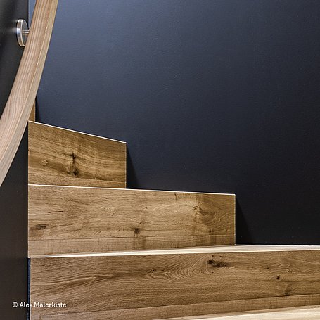 Lehmverputz am Stiegenaufgang