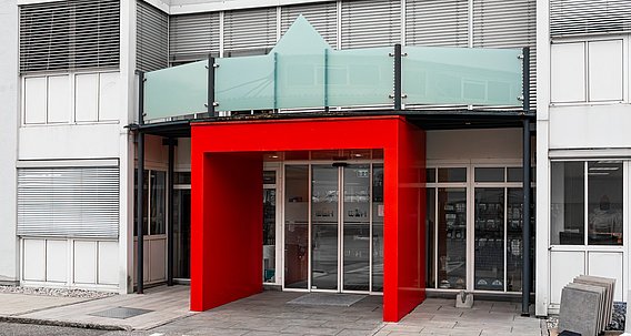 Außenaufnahme des Firmengebäudes in Fritzens