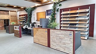 Innenansicht Ausstellung WH Holzfachmarkt Bad Ischl
